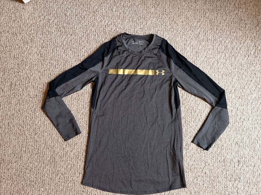 Under Armour Perpetual Fitted Long Sleeve Shirt Gray Black Gold Men's Small